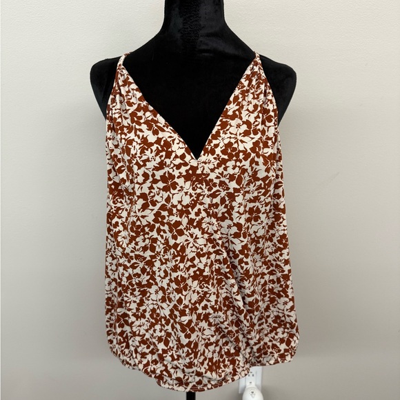 Floral Tank - Picture 5 of 5